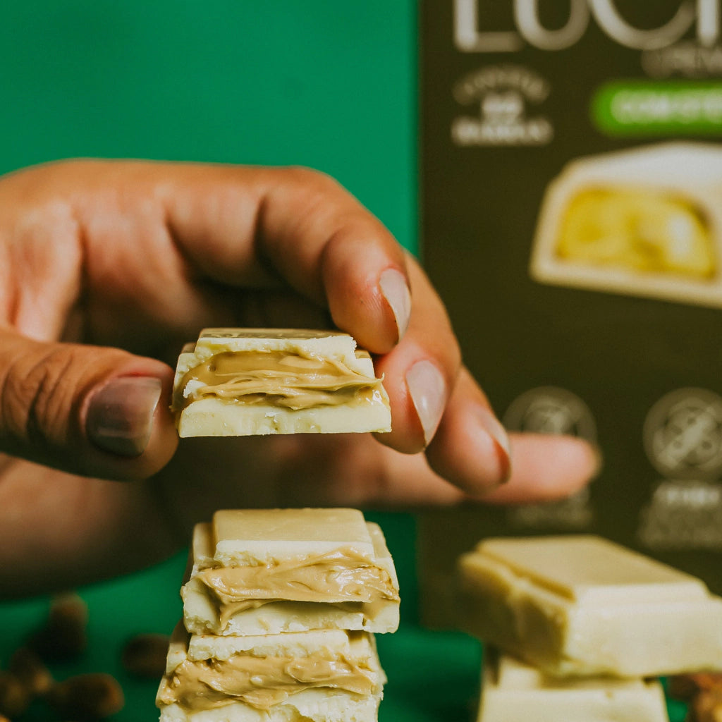 Display de Barra Recheada de Chocolate Branco com Creme de Pistache - Zero Poliol, Zero Adição de Açúcares, Lactose e Gl - imagem 2