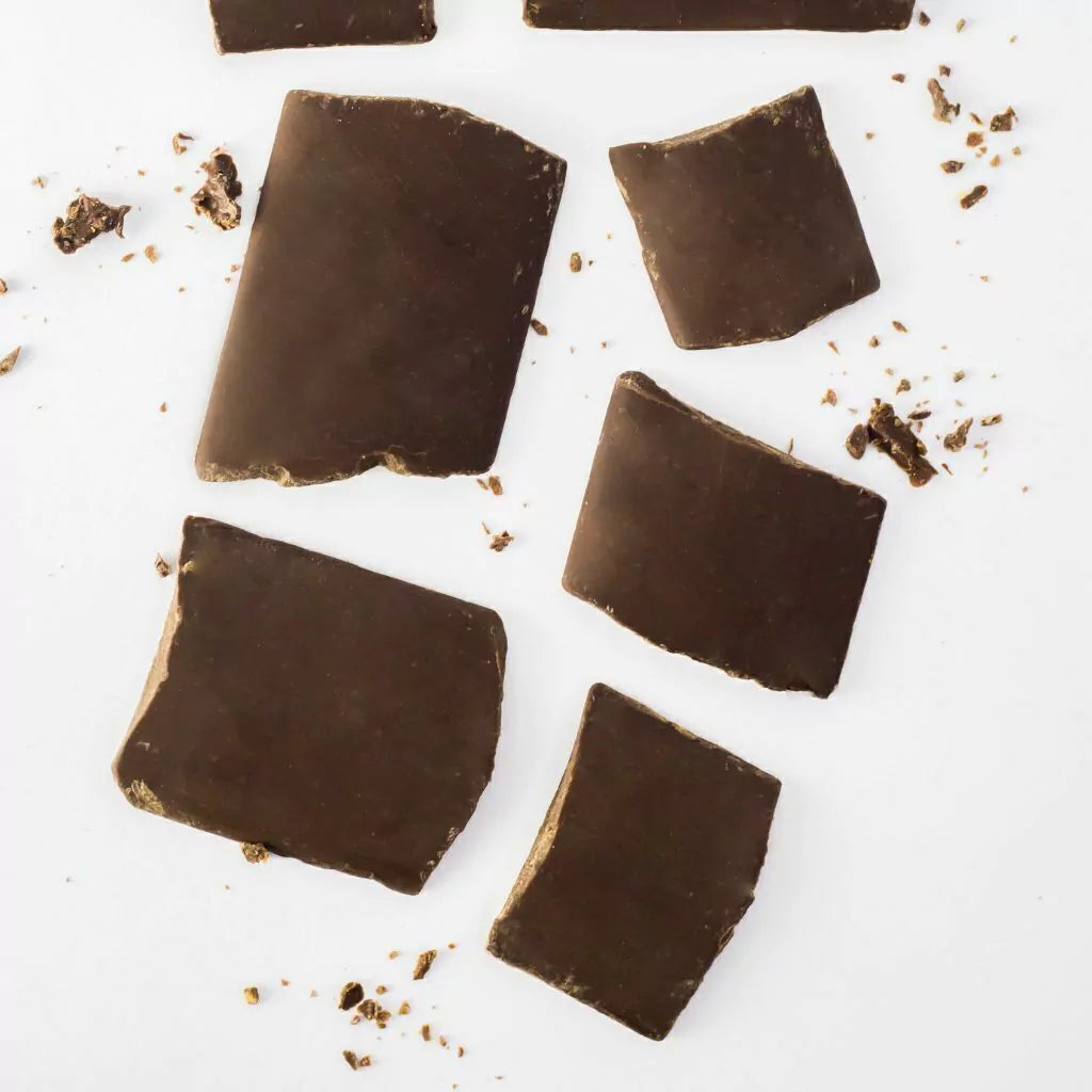 COBERTURA SABOR CHOCOLATE AO LEITE ZERO ADICAO DE ACUCARES E  ZERO LACTOSE - KIBBLE 2,01KG - imagem 3